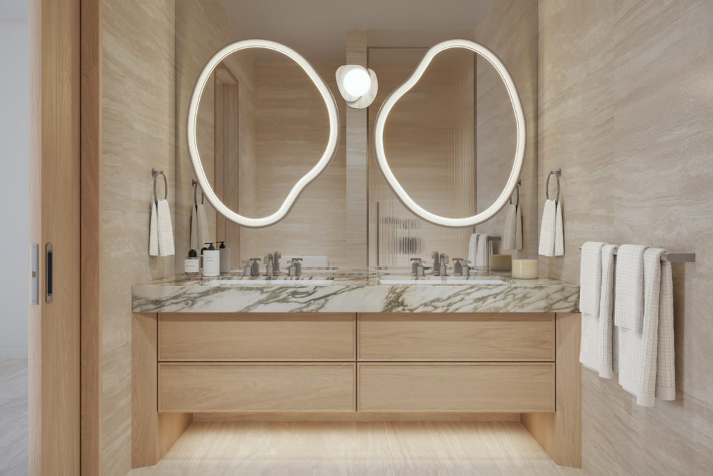 Bathroom: marble finishes and organic design elements